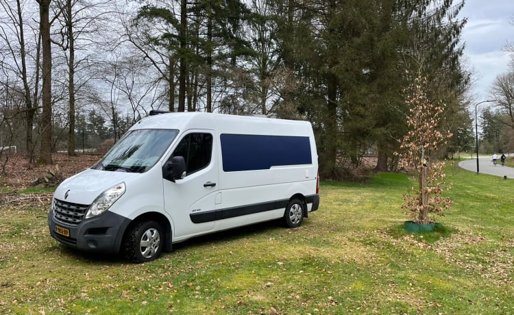 2p Renault bus uit 2011