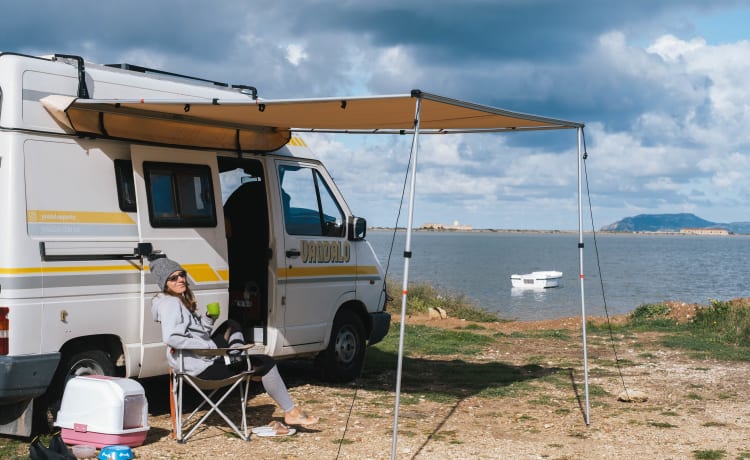 PrendoeParto – As small as a van as efficient as a camper!