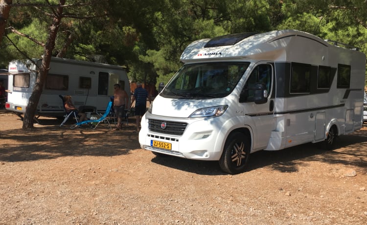 Mooie Nieuwe Adria 2019 – Adria Matrix Plus 670SLT