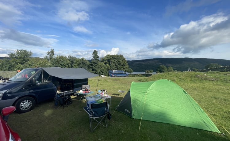 Big Blue – 2 berth Ford campervan from 2013