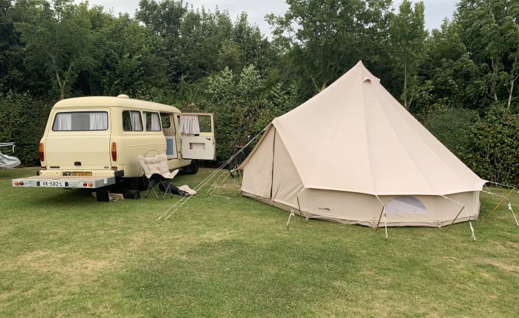 Unieke classic Ford Transit kampeerauto