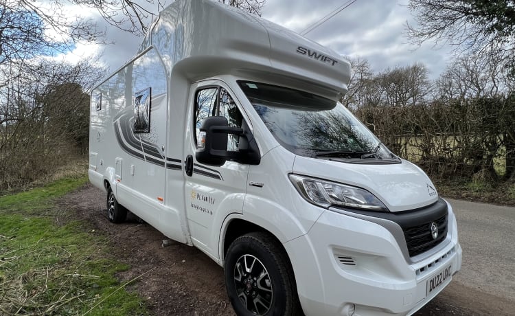 Graham – Looking for an adventure on the road? The Swift Edge 486