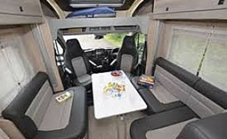 Brand New Luxury 4 Berth