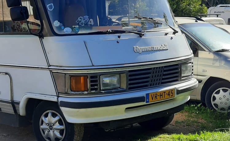 nice super cozy Hymer vintage camper