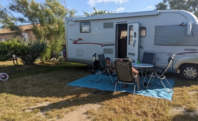 LudOrely – Integral 4-seater motorhome with automatic box