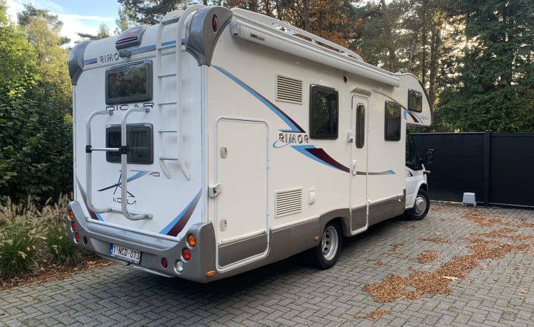 Idealer Familiencamper 6p