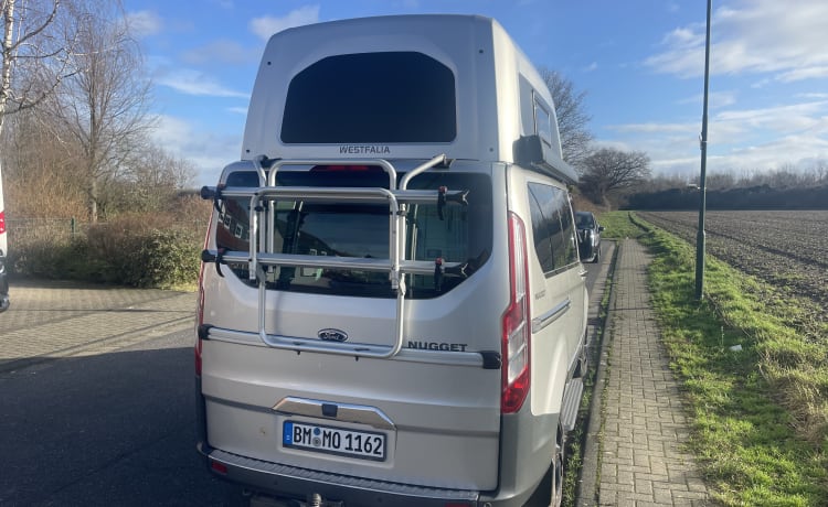 Camper Charly – Bus de camping à toit surélevé pour les campeurs et ceux qui aiment voyager