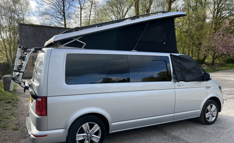 The XPLORER – 4 berth Volkswagen campervan from 2018