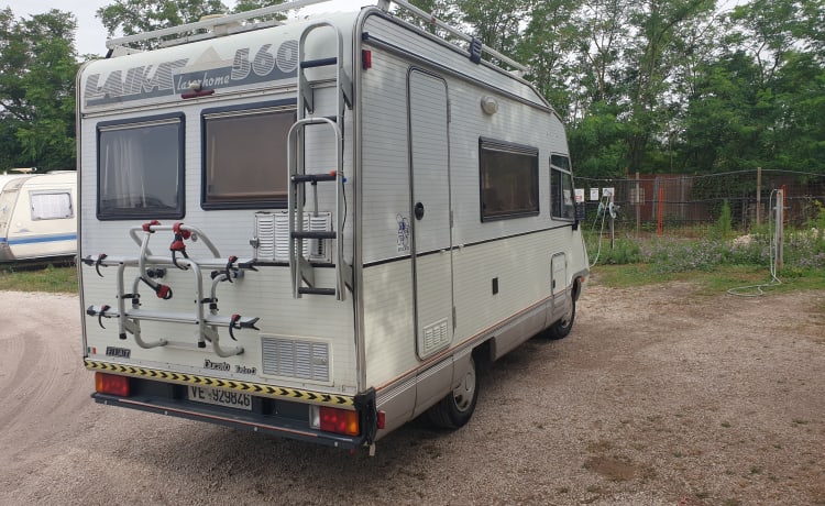 Uccio il camperUccio  – Camper