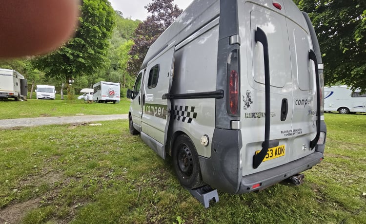 Pedro – 5,2 m lang. Douche aan boord. Winterklaar. 39,70 MPG op de snelweg.