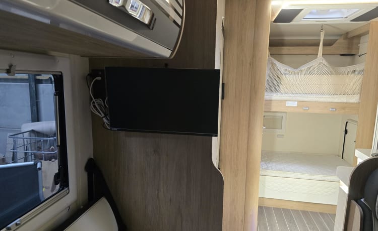 Roxy – 6 berth Ford 707 Autoroller Motorhome from 2023