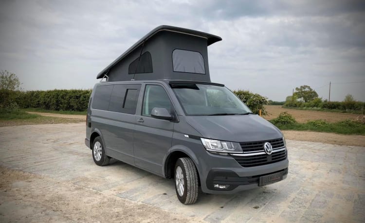 Little Grey – Conversion de luxe VW T6.1 DSG 150cv 2020