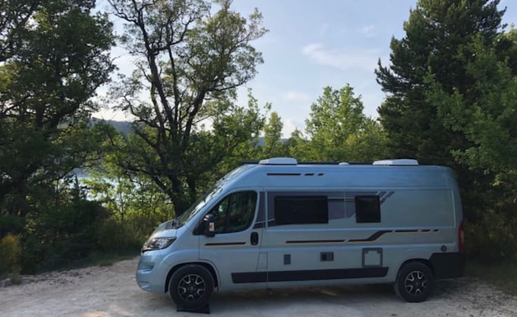 Benivan 119 Prestige - 130 pk – AventureVan