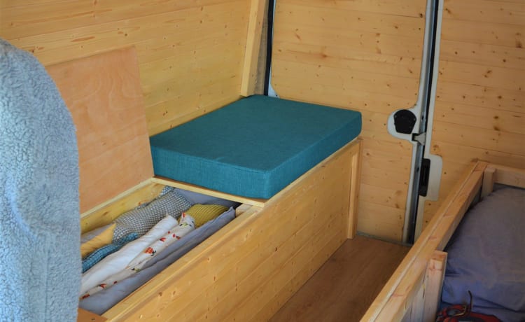 Iris – Camping-car original conçu pour les couples, les familles ou tout le monde