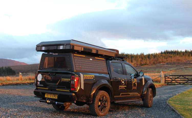 Highland Overland - Shackleton  – Overland Trucks à louer dans les Highlands écossais (aéroport d'Inverness)