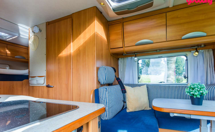 3p Hymer semi-integrated uit 2006