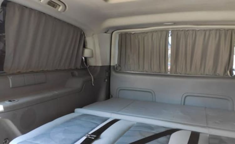 Camper Cruiser – Viano Fun Westfalia - Croisière confortable et compacte avec un logement spacieux.