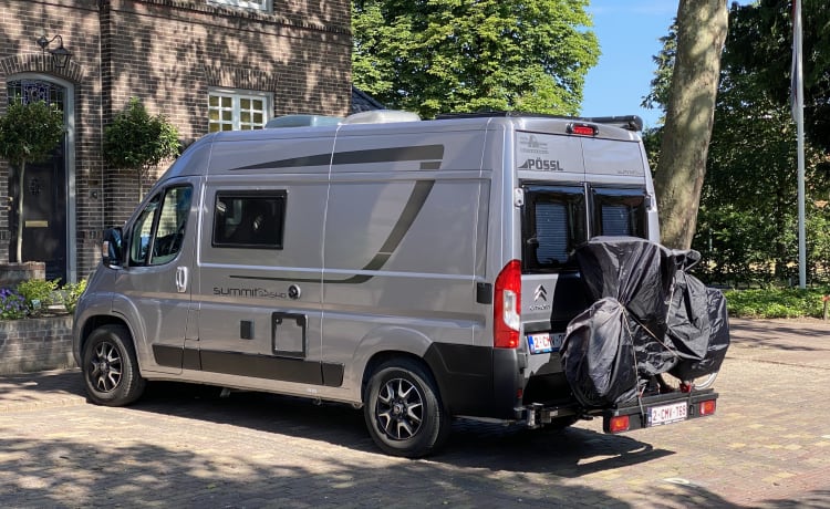 Pössl Summit Shine 540 campervan uit 2022 voor 2 personen