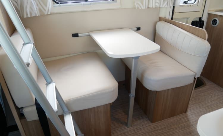 Rimor Alcove 7 persons seats- 6 berths