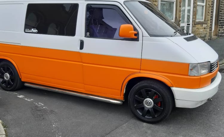 Zazu – ZAZU - VW T4 camper convertito