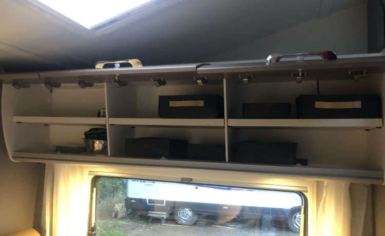 5 berth Etrusco Overcab from 2021