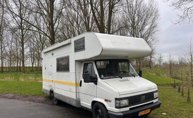 Retro roamer  – 4er Fiat-Alkoven von 1992