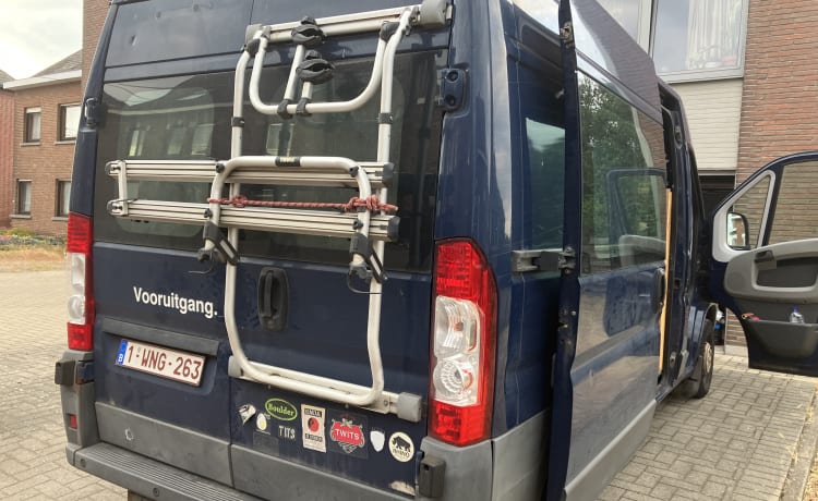 Blauwe schevie – Campervan