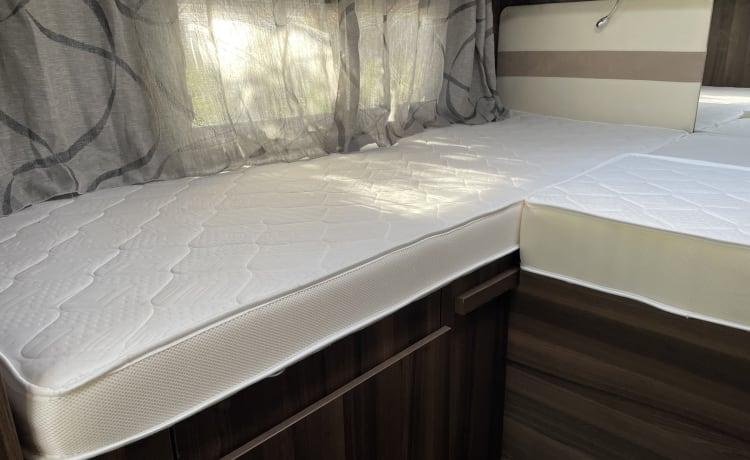 Gianfranco – Superb large and spacious camper