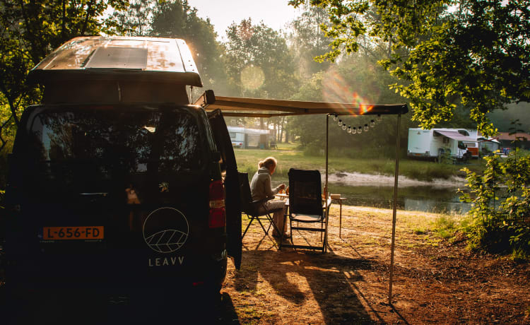 Ga jij ook duurzaam op reis? 🚌🌱 – ⚡️ Electric camper bus Haarlem (1) 🚌🌱