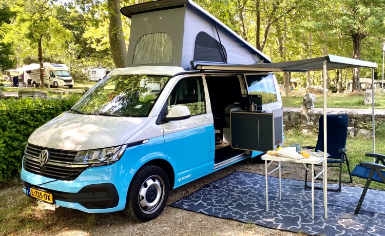 Wunderschöner VW-Wohnmobilbus Tonke XL (2021).