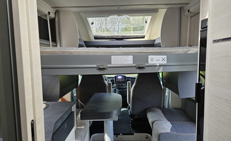 T-277-GP – Chausson 777GA Automatique Titanium Premium très luxueux, km gratuits !