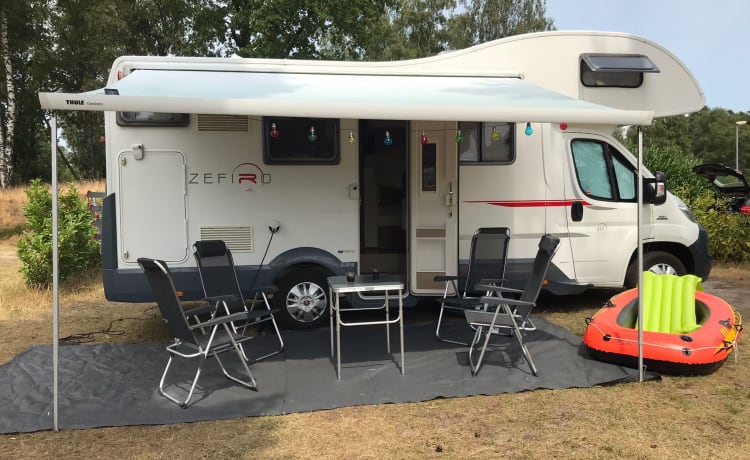  RUIME Roller Team Alkoof Camper