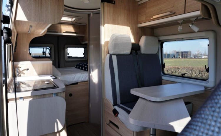 Campito. – Compact and comfortable camper