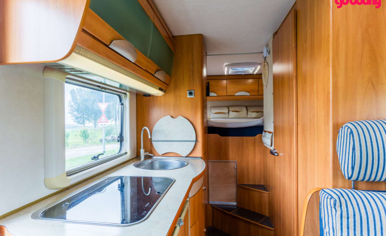 3p Hymer semi-integrated uit 2006