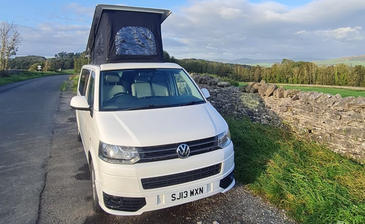 4 Schlafplätze VW T5 LWB – Lake District 