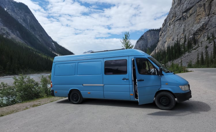 Campert – Mercedes-Benz Wohnmobil für 2 Personen, Baujahr 1999