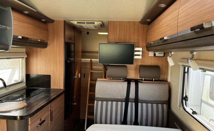 Knaus Sky traveler alcove Camper BJ 2015