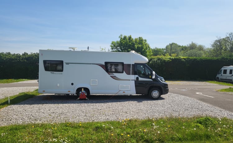 FT17 Betty – Peugeot Elddis Evolution 196 mit 6 Schlafplätzen