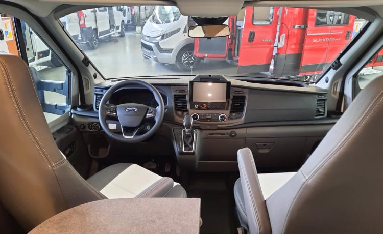 Fredje Ford – 4p Chausson semi-integrated uit 2022