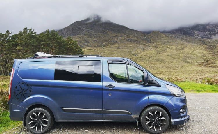Ronny the big blue van  – 2 berth Ford campervan from 2018