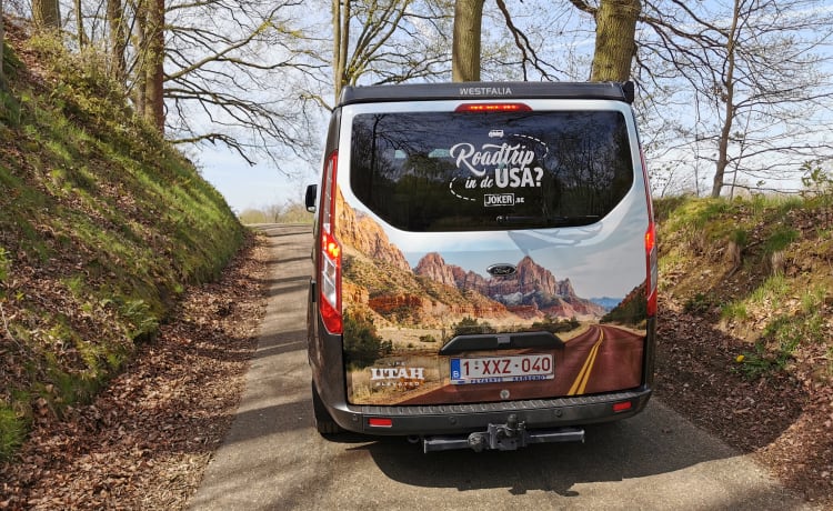 Mighty Five – Noleggia un camper Ford Nugget tramite Goboony (185 HP, anno 2020, Westfalia)