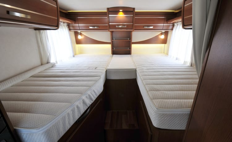 Liedje – Zeer LUXE Hymer Exsis-i met 2x AIRCO