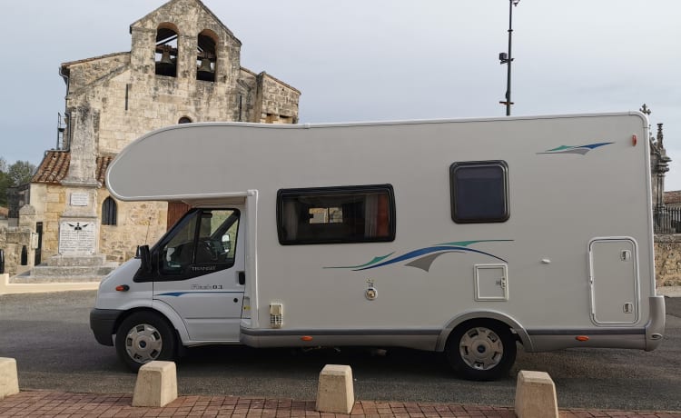 FLASH – FAMILY MOTORHOME 6 PLACES