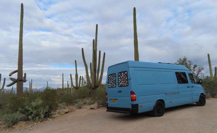 Campert – Mercedes-Benz campervan uit 1999