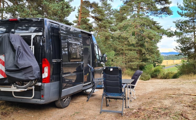 Black Rhino – Compact (5m41) Hobby K55, Automatic 150pk Fiat Ducato, with all the luxury