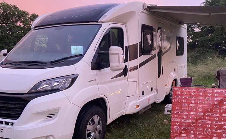 Bessy  – "Bessy" 4-Bett-Wohnmobil für die Familie Bessacarr