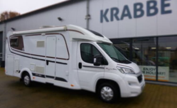 Max – Carado kleiner praktischer Camper