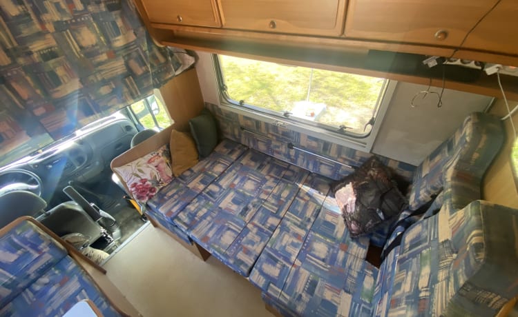 Familie / gezins camper  – Camper familiare con 7 posti letto 