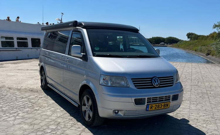 4p Volkswagen bus uit 2007