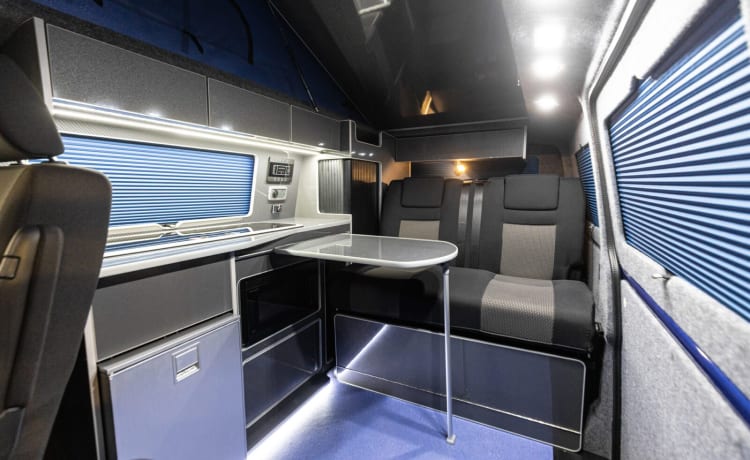 Racebus – Camper Volkswagen a 4 posti letto del 2022